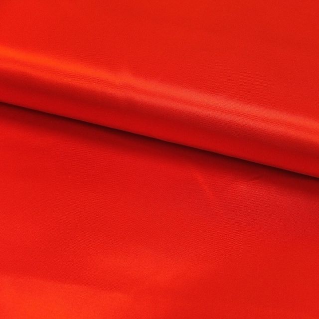 Tissu Satin uni Rouge x1m