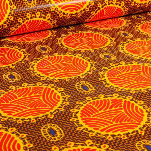 Tissu Wax africain n°  744 sur fond Marron chocolat