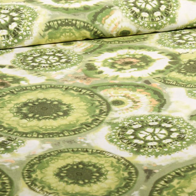 Tissu Viscose de Coton Manda vert sur fond Blanc