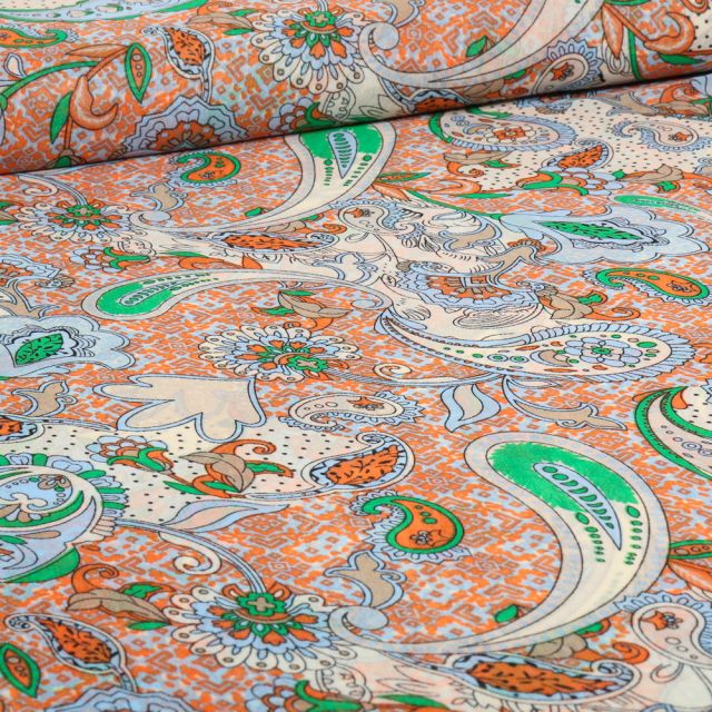 Tissu Mousseline Paisley sur fond Bleu ciel