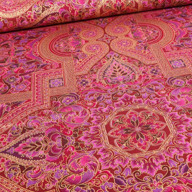 Tissu Robert Kaufman Persis Claret sur fond Rouge