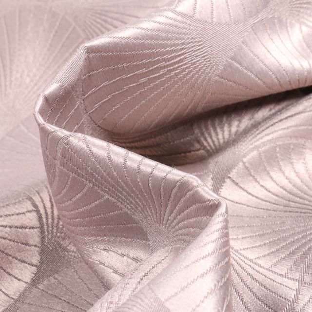 Tissu Jacquard satiné Freda sur fond Taupe