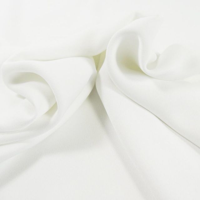 Tissu Crêpe satin mat Blanc x10cm