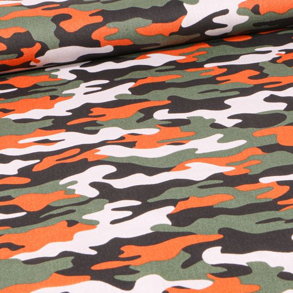 10 façons créatives d'utiliser un filet de camouflage militaire